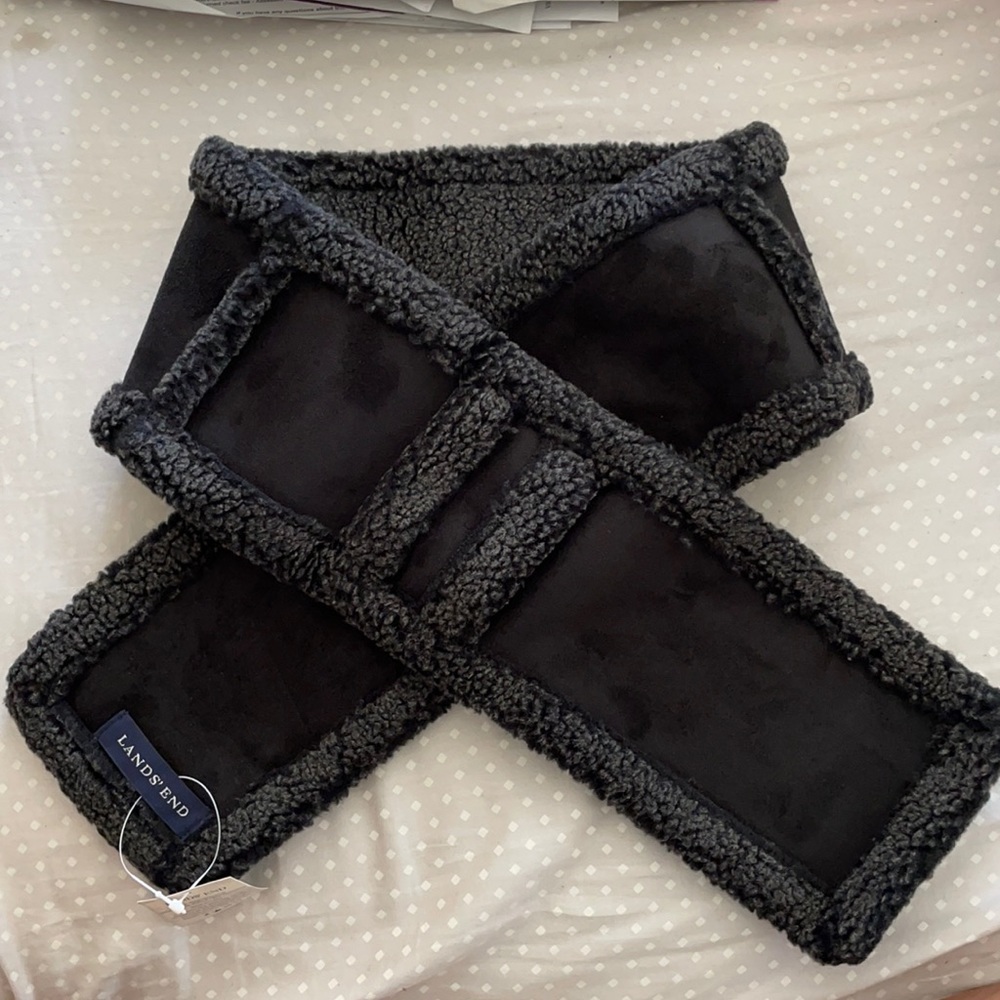 Land’s End Shearling Scarf